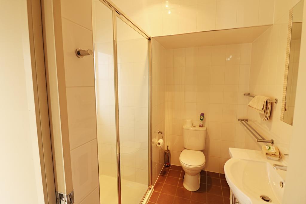 Saltwater Apartments Eden Bagian luar foto