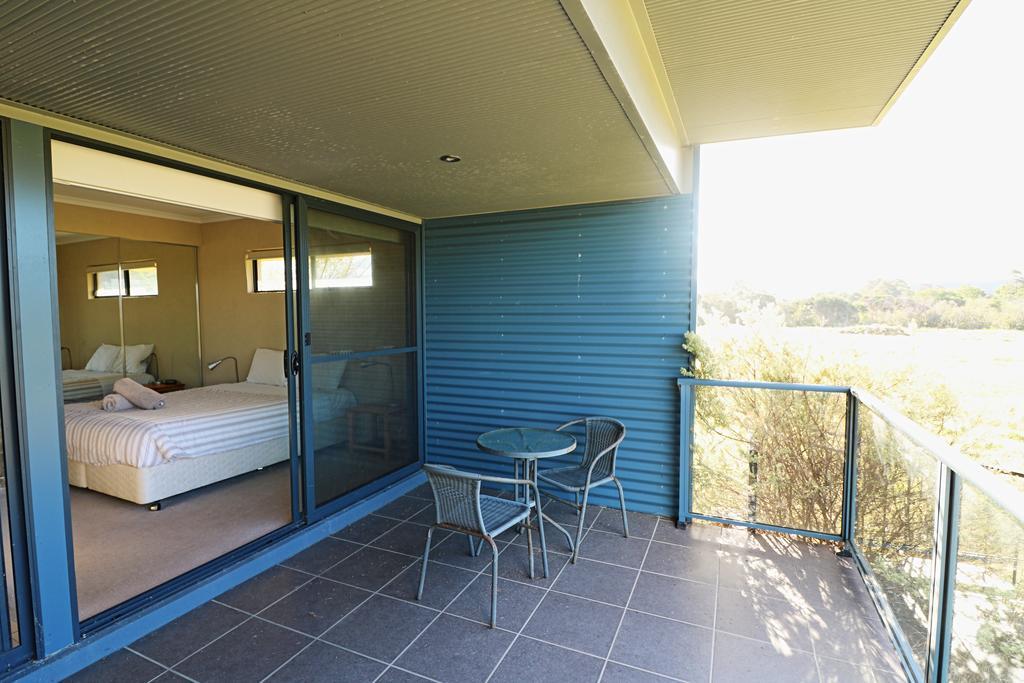 Saltwater Apartments Eden Bagian luar foto